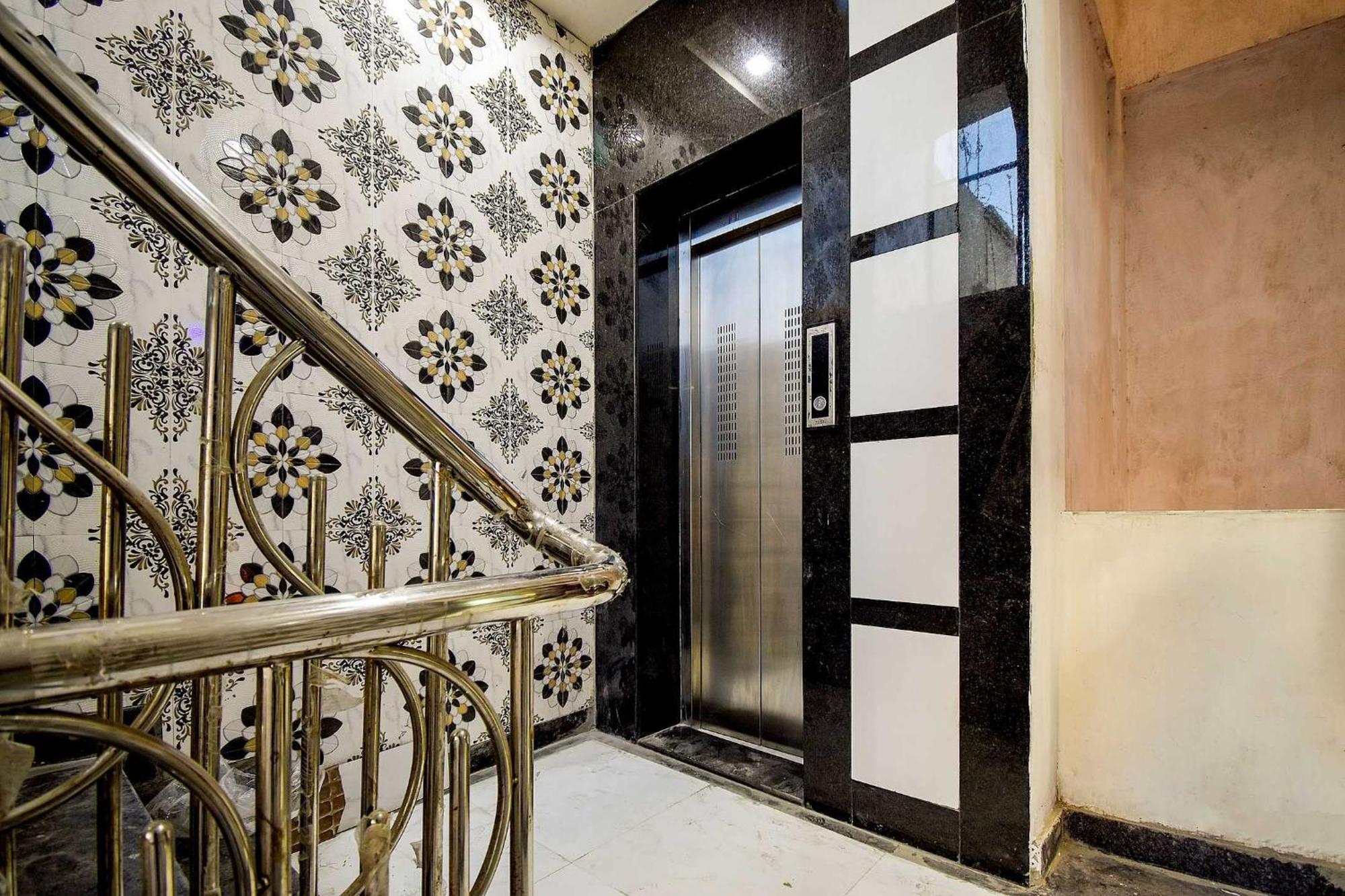 Oyo Flagship Mariyam Service Apartments Nagpur Exterior foto